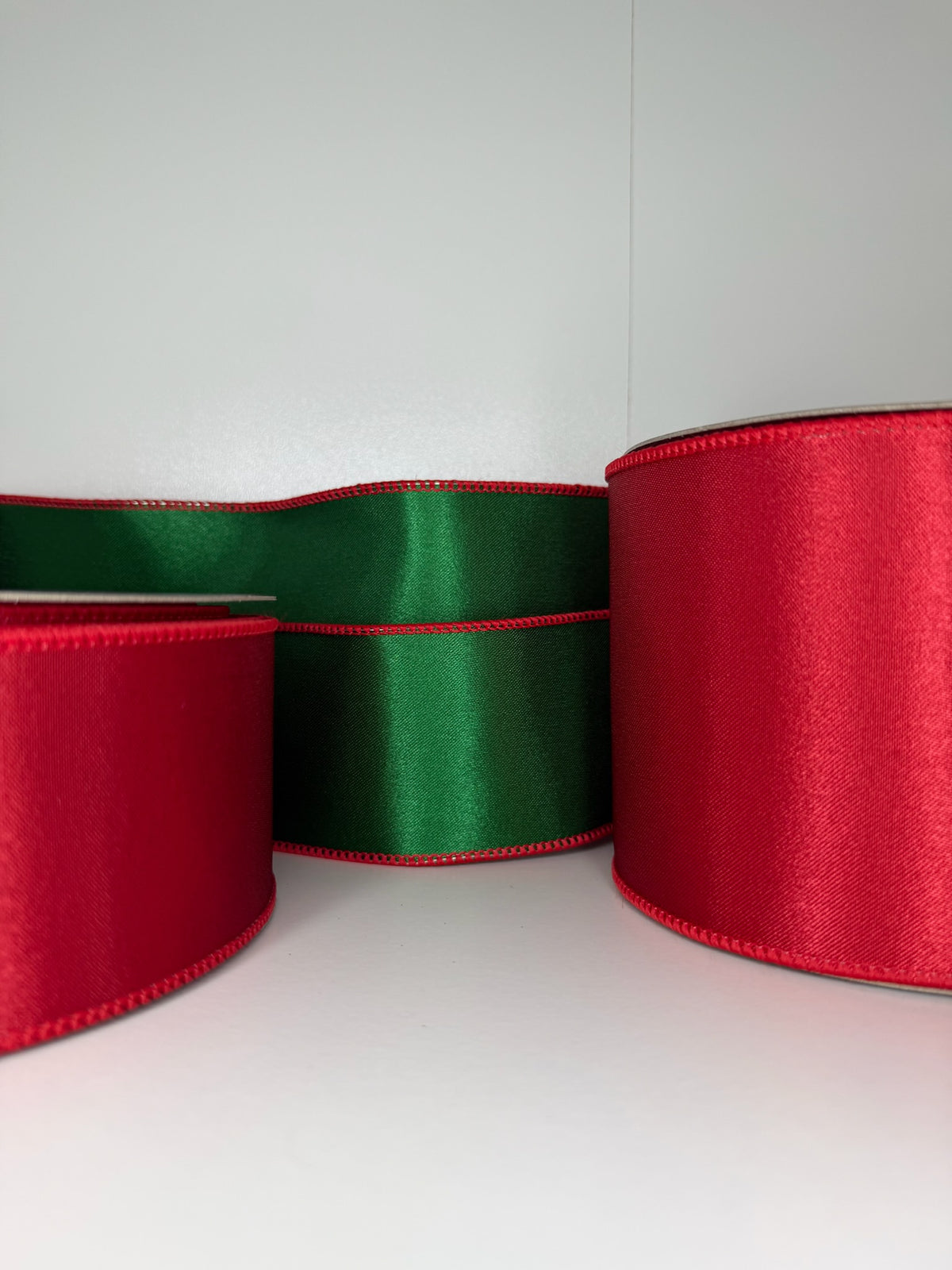 Satin Duo / Christmas Red & Green